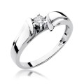 Złoty pierścionek ozdobiony diamentem 0.12 ct