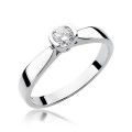 Złoty pierścionek ozdobiony diamentem 0.25 ct