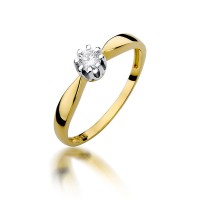 Złoty pierścionek zaręczynowy ozdobiony diamentem 0.15 ct