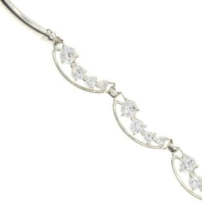 Bransoletka srebrna damska ozdobiona cyrkoniami