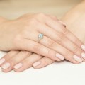 Pierścionek z żółtego białego złota topaz 1,20ct i brylanty