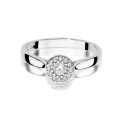 Złoty pierścionek ozdobiony diamentami 0.22 ct