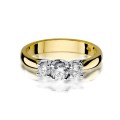 Złoty pierścionek ozdobiony 3 diamentami 0.49 ct