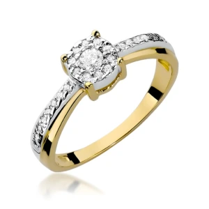 Złoty pierścionek ozdobiony diamentami 0.25 ct