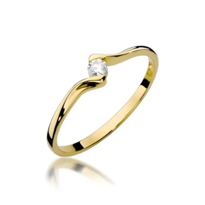 Złoty pierścionek ozdobiony diamentem 0.09 ct