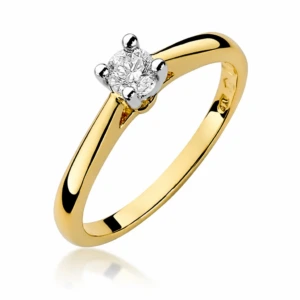 Złoty pierścionek ozdobiony diamentem 0.25 ct